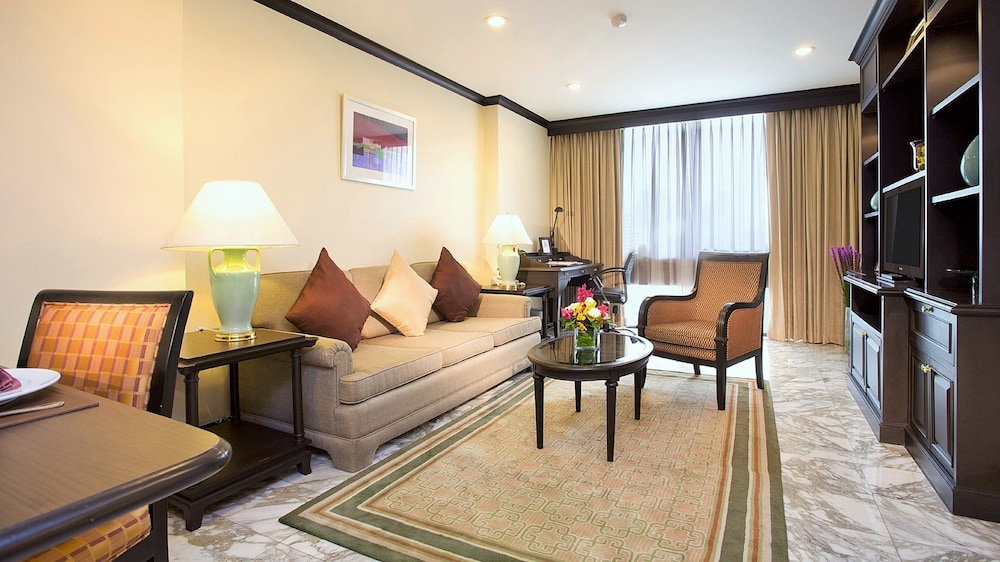 PIPA Bangkok Sukhumvit 11 by Kingston Hotels 42/60