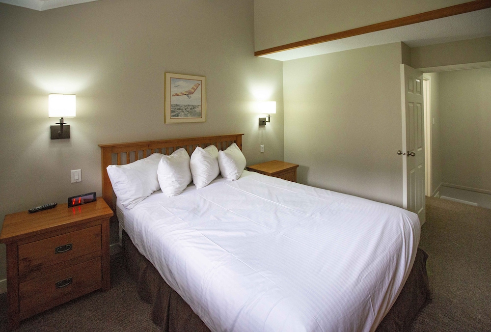 Panorama Vacation Retreat at Horsethief Lodge 24/70