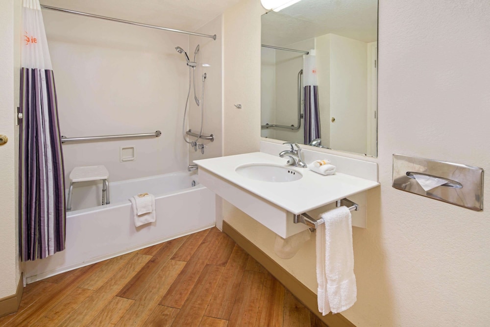 La Quinta Inn San Diego Miramar 10/37