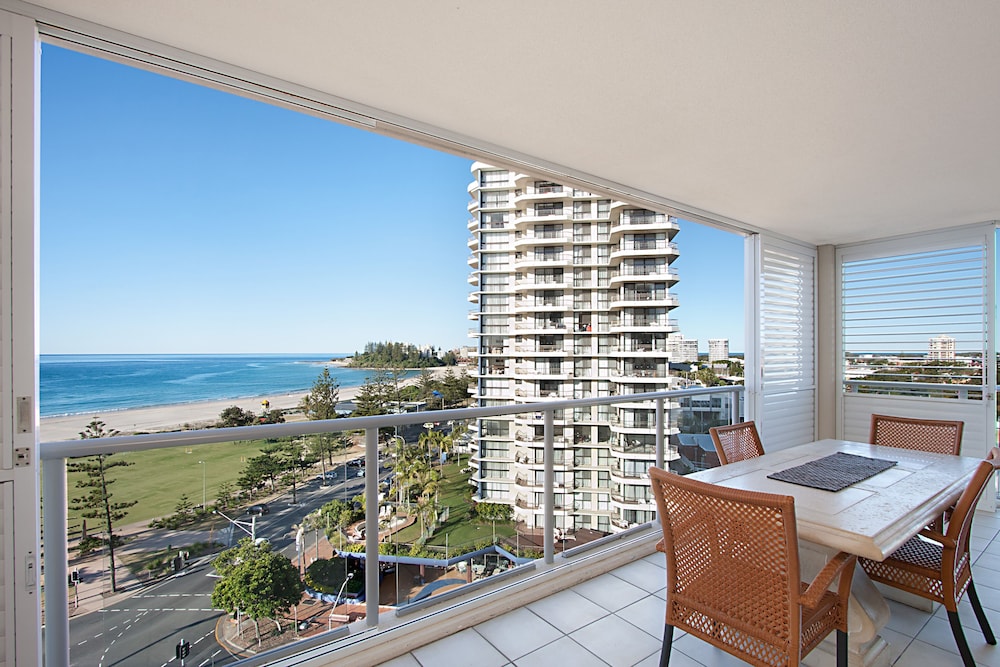 Blue C Coolangatta 42/77