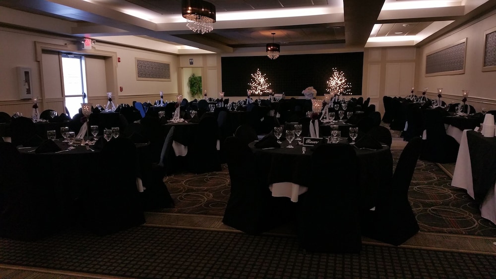 Holiday Inn Portsmouth Downtown 49/66