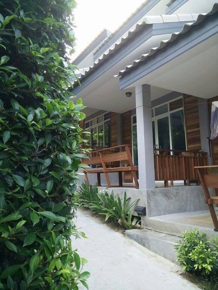 Benjamin Hut 6/61