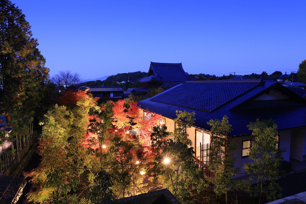 AOI Suites at Nanzenji Kan-un-an 2/92