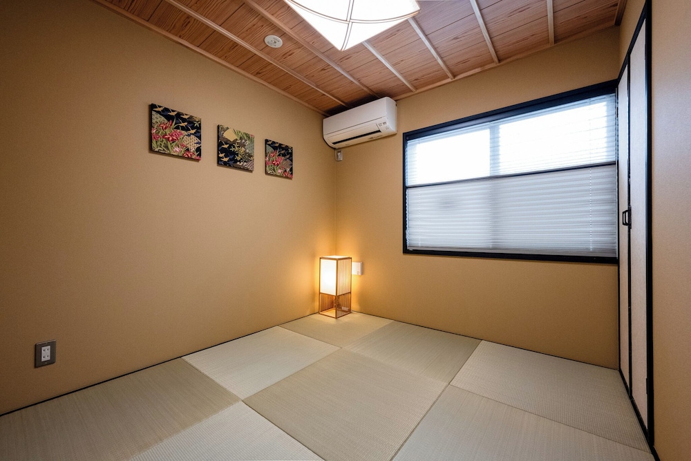Rinn Gion Yasaka South Kikyo 57/75