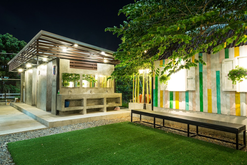 NTY Hostel nearby BKK Airport 37/39
