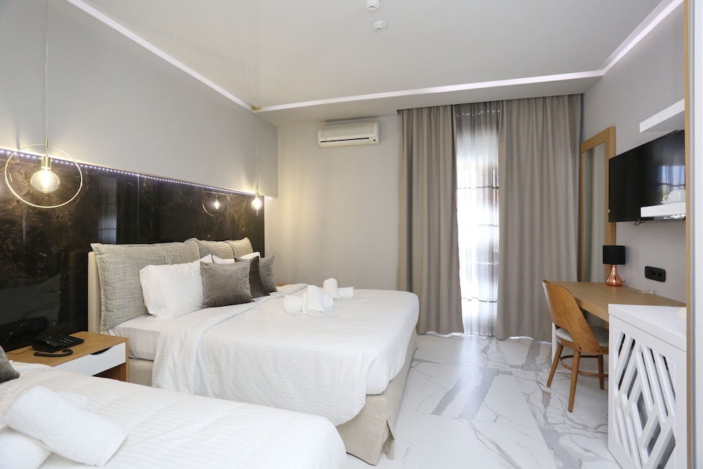 Hotel Tropical 30/72