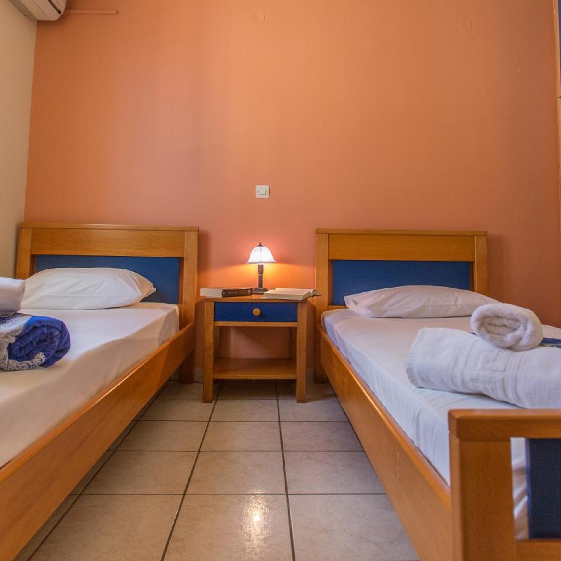 2 BEDROOMS, APARTMENT