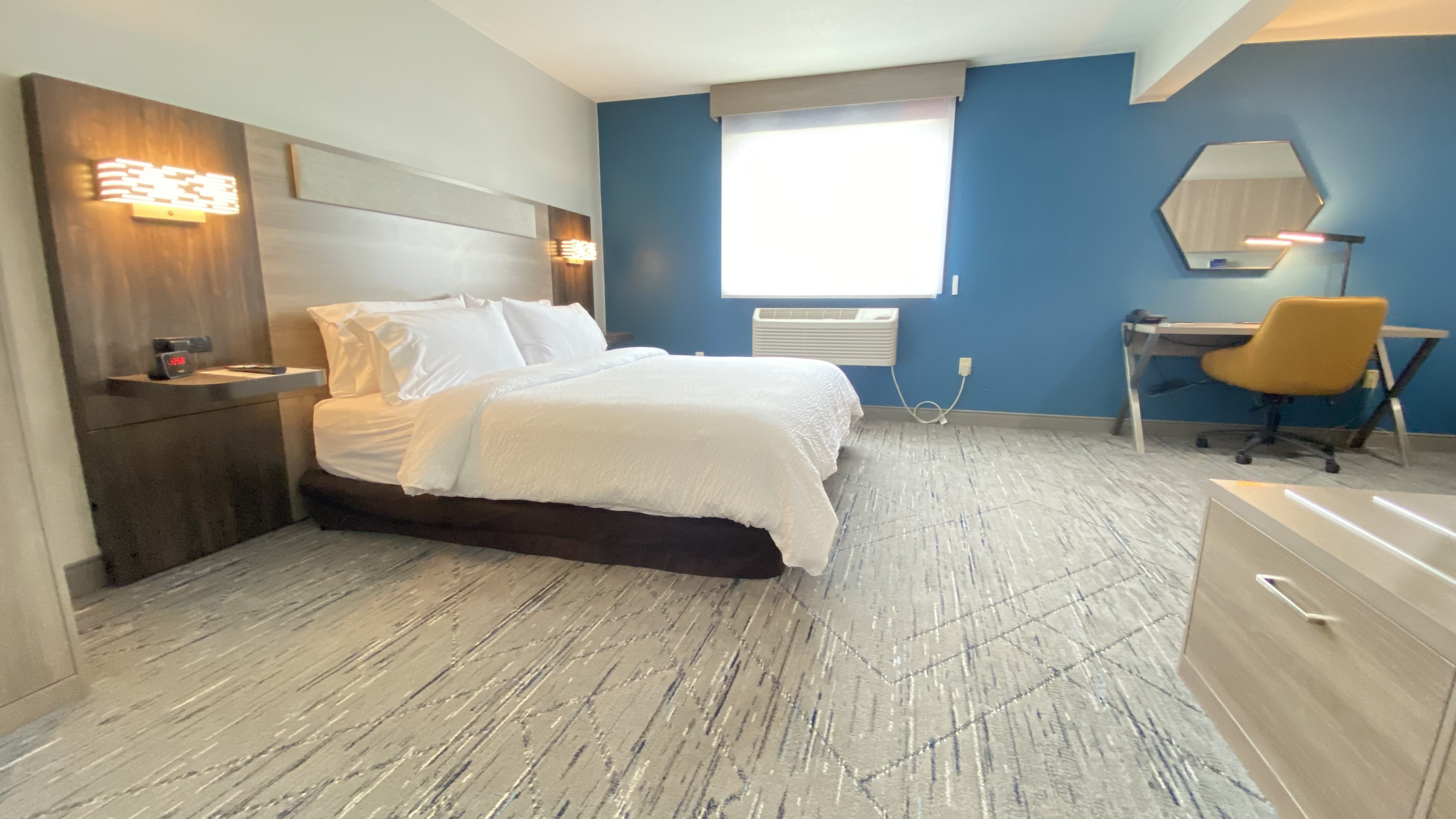 Bluffton Inn & Suites 13/26