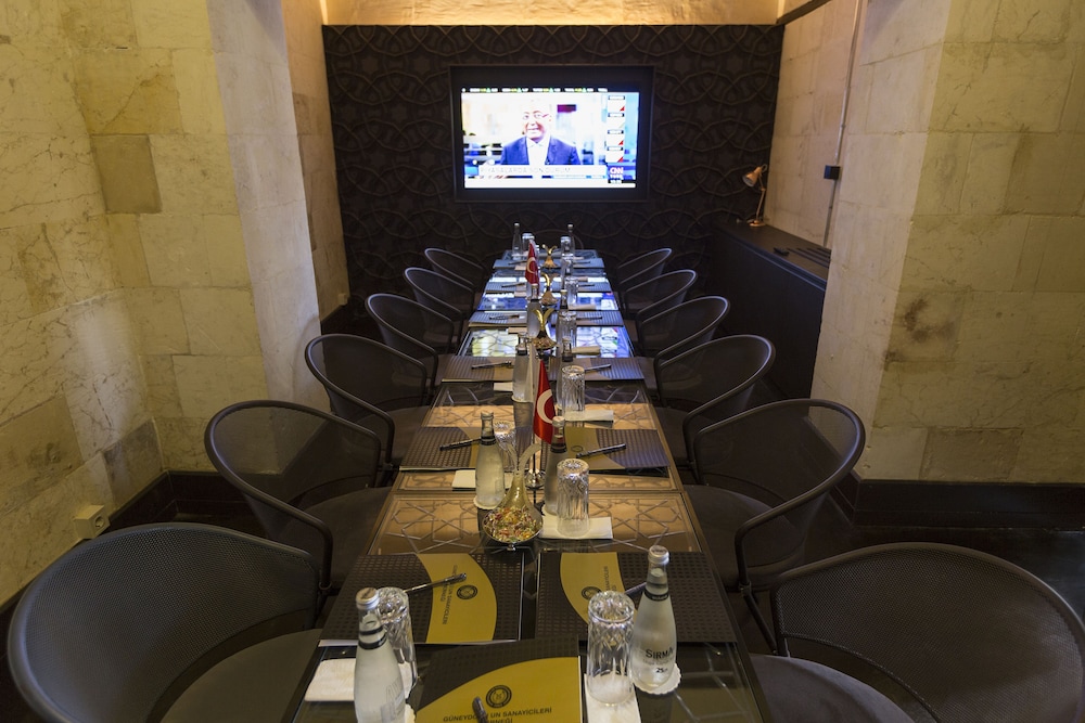 HSVHN Hotel Hisvahan 38/43