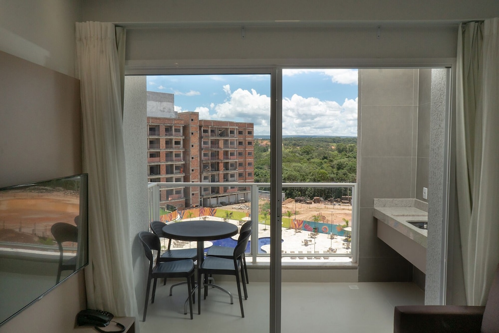 Lagoa Eco Towers Resorts 15/36