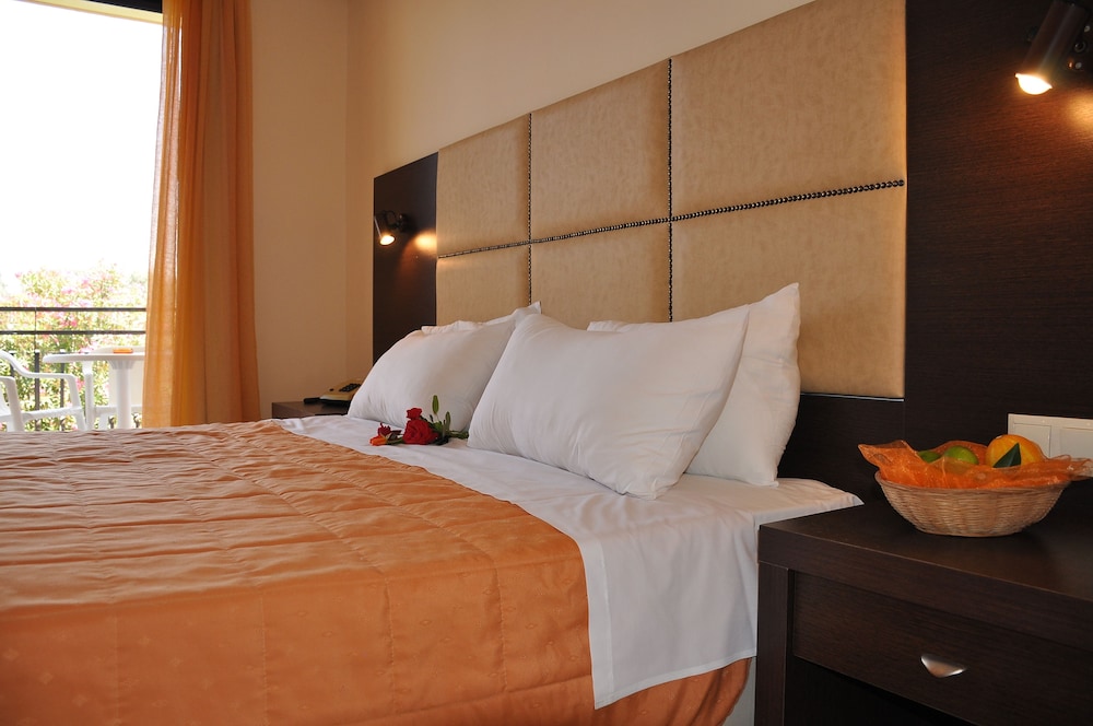 Pegasus Hotel 10/42