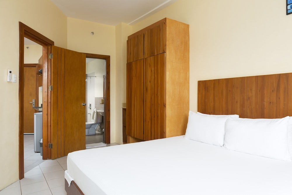 SUITE, BALCONY