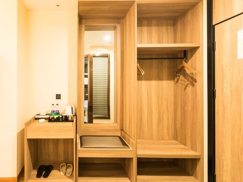 GreenTree Inn Wuxi Jiangyin City Wanda Plaza Tongfu Road Express Hotel 32/49