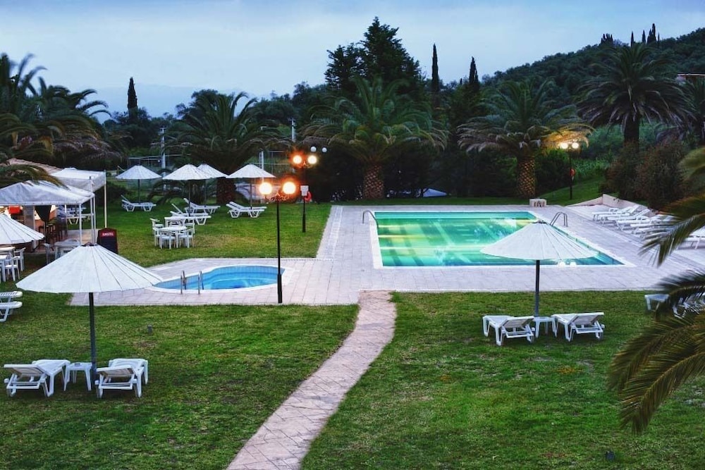 Rebeccas Village Corfu 42/50