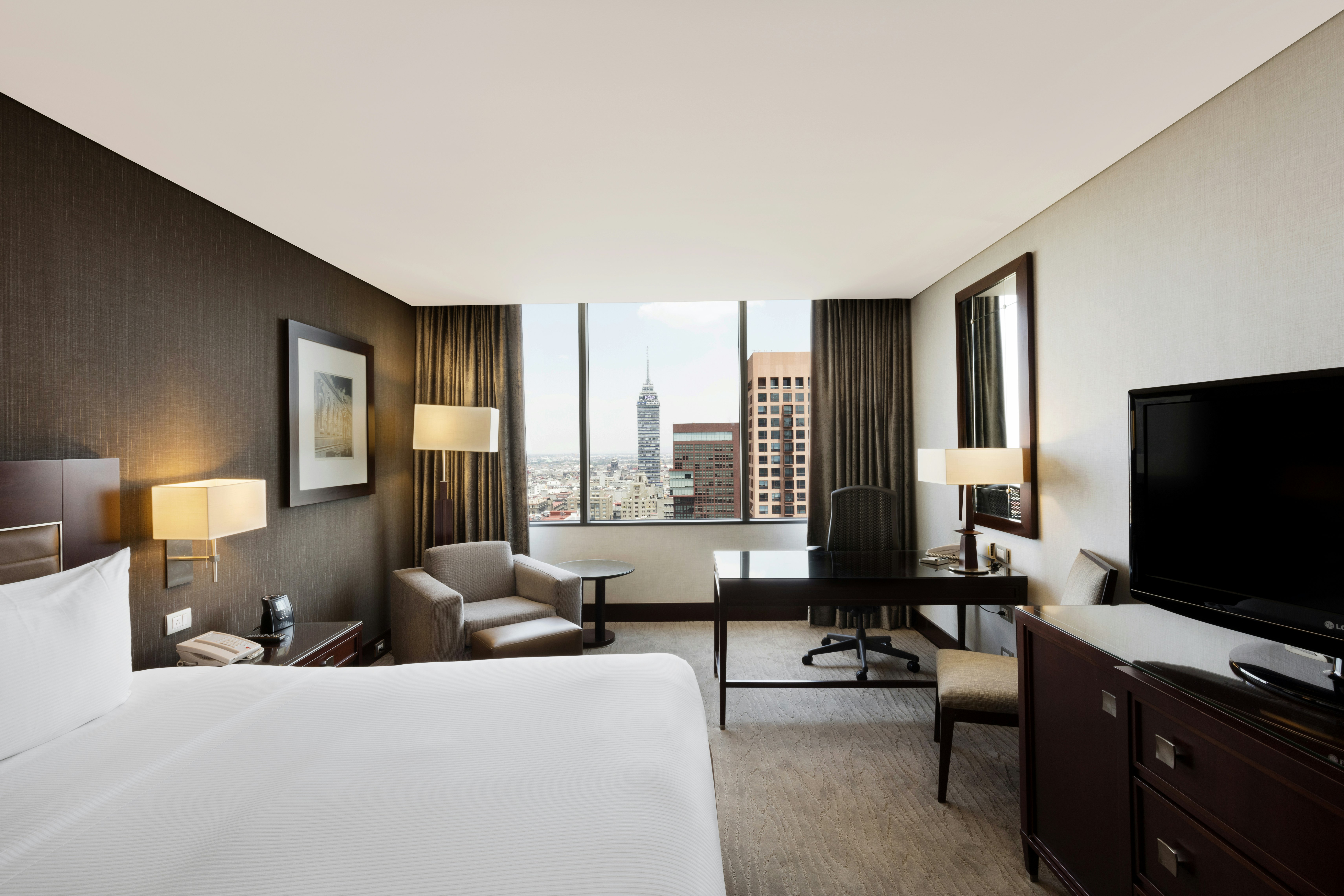 Room, King Bed, Alameda View, High Floor