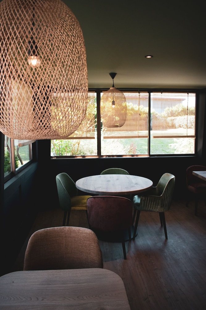 Logis Hotel Black and Green 23/50