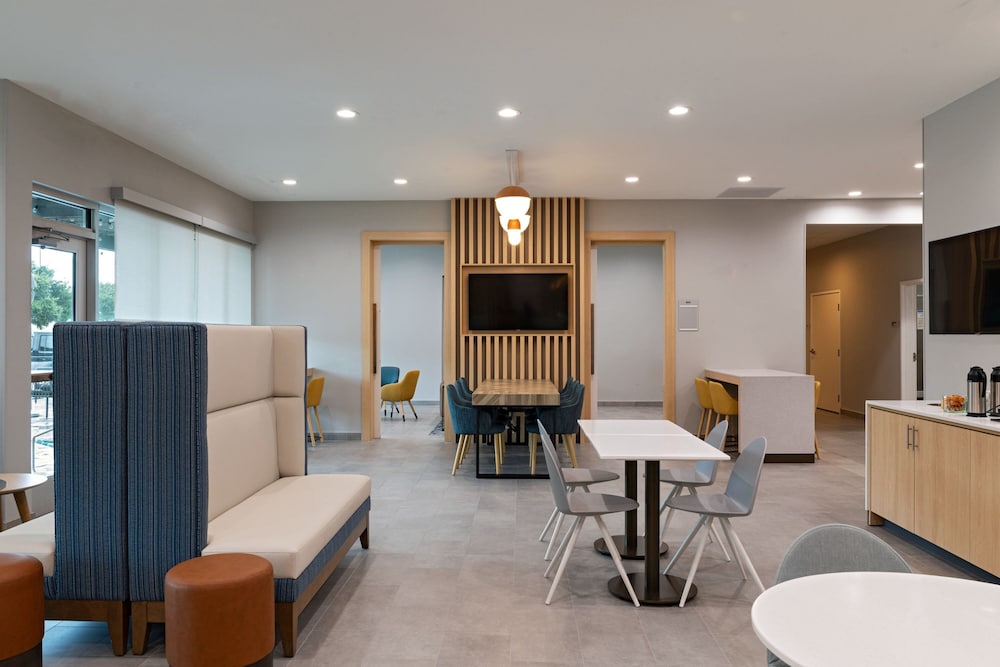 TownePlace Suites by Marriott Stafford Sugar Land 24/28