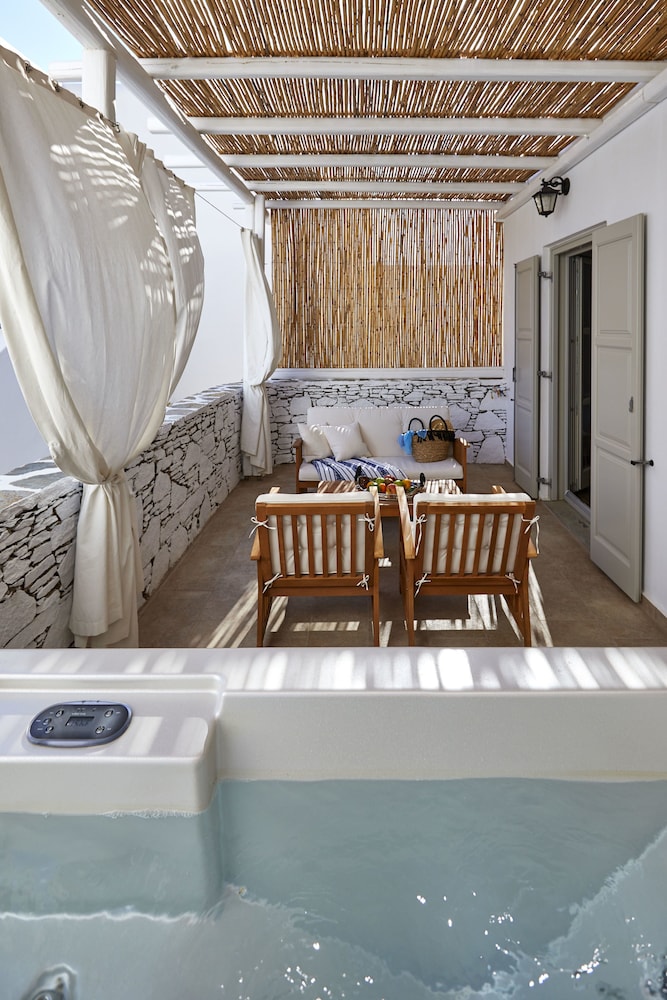 Vrahos Boutique Hotel 32/80