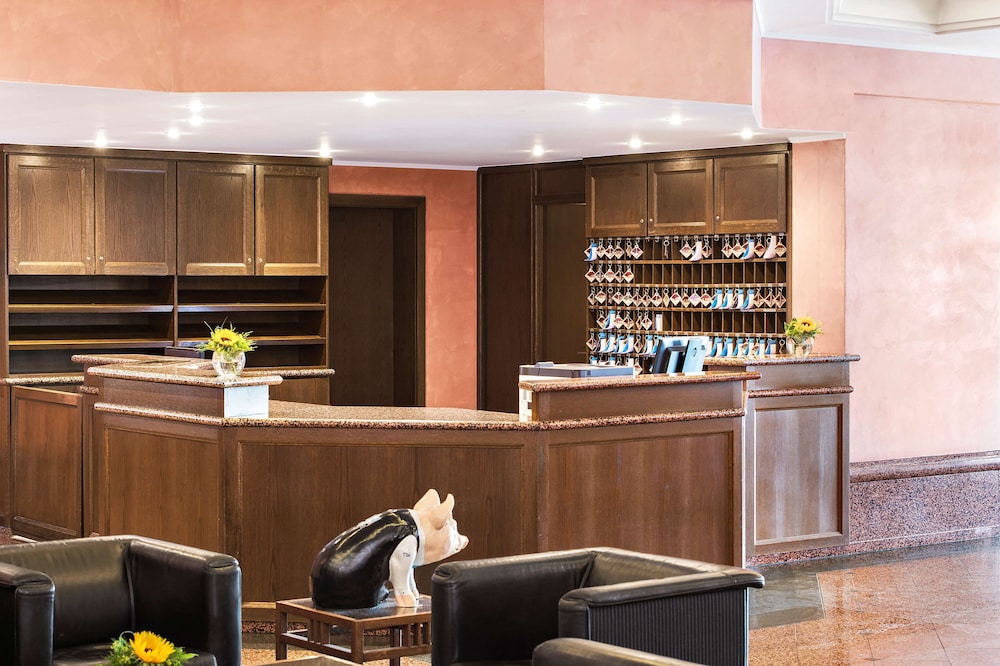 Lobby at elaya hotel noerdlingen, Trademark by Wyndham, NORDLINGEN