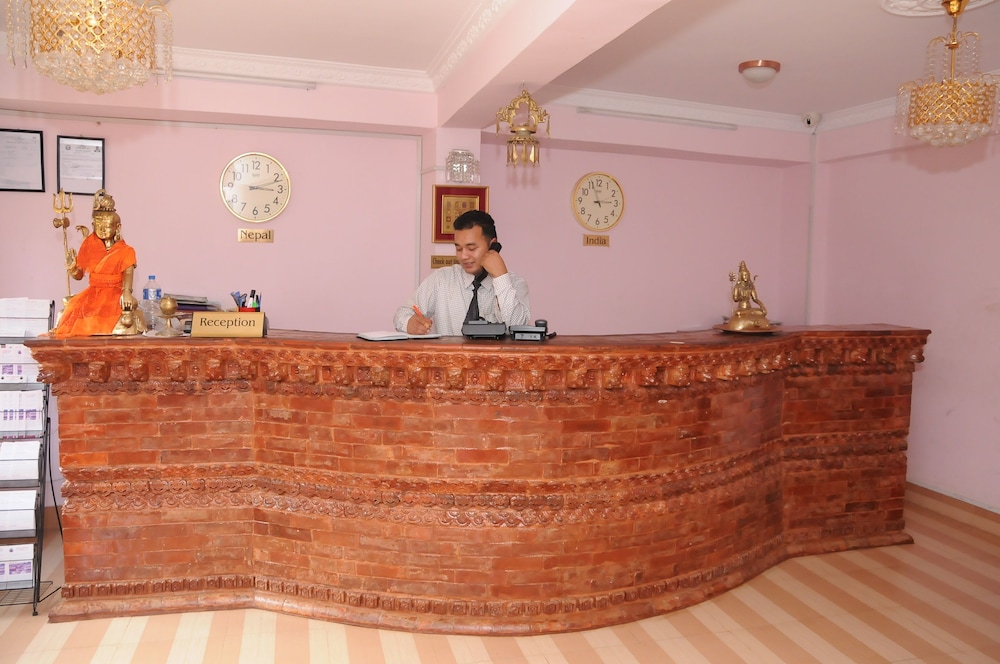 Shiva Shankar Hotel 4/32