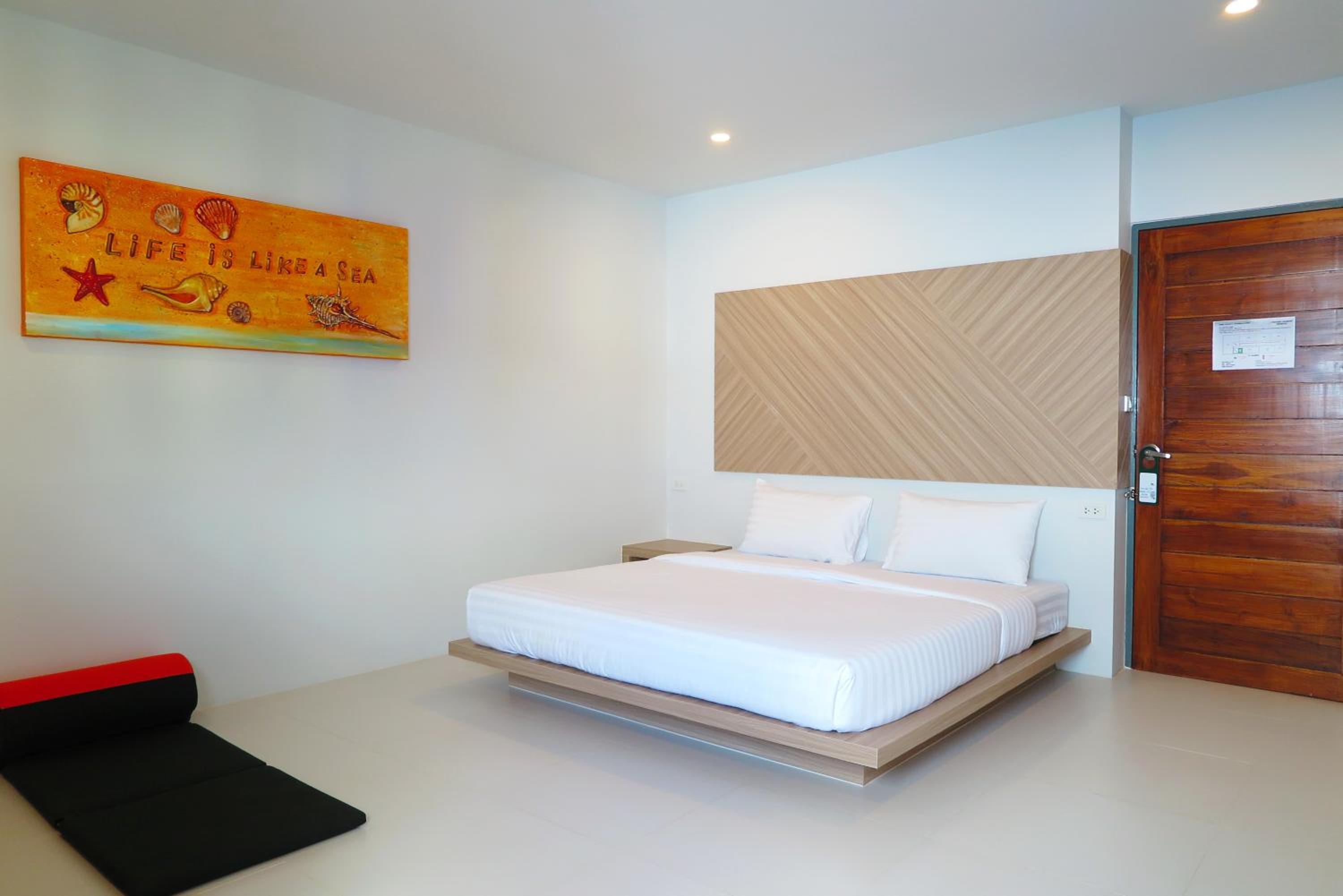 Phuket Marine Poshtel 13/100
