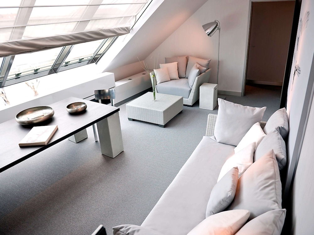 Sofitel Munich Bayerpost 60/80
