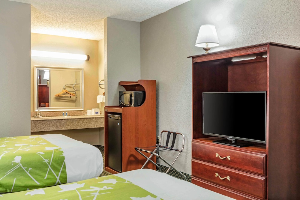 Rodeway Inn Prattville I-65 21/32