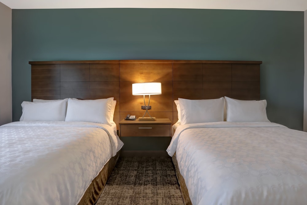 Staybridge Suites Overland Park - Kansas City S 12/69