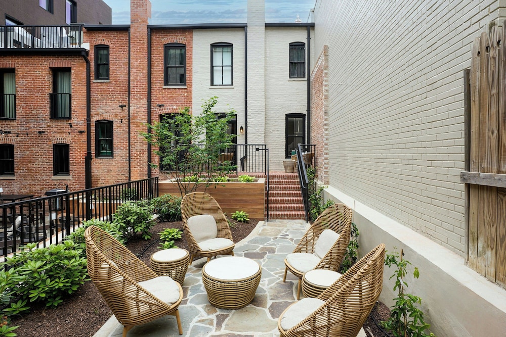 Canal House of Georgetown, a Tribute Portfolio Hotel 28/41