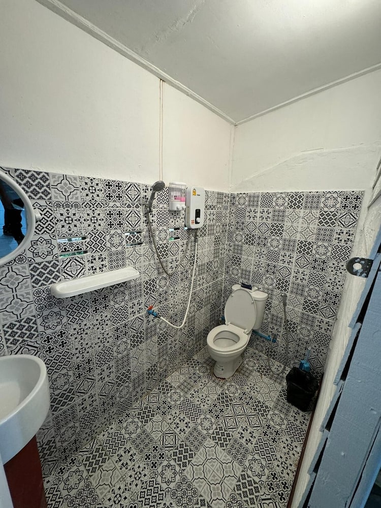 Haad Chao Phao Resort 49/50