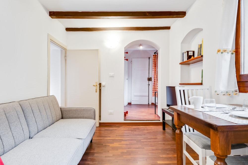 BolognaRoomscom- Santo Stefano Apartments 14/20