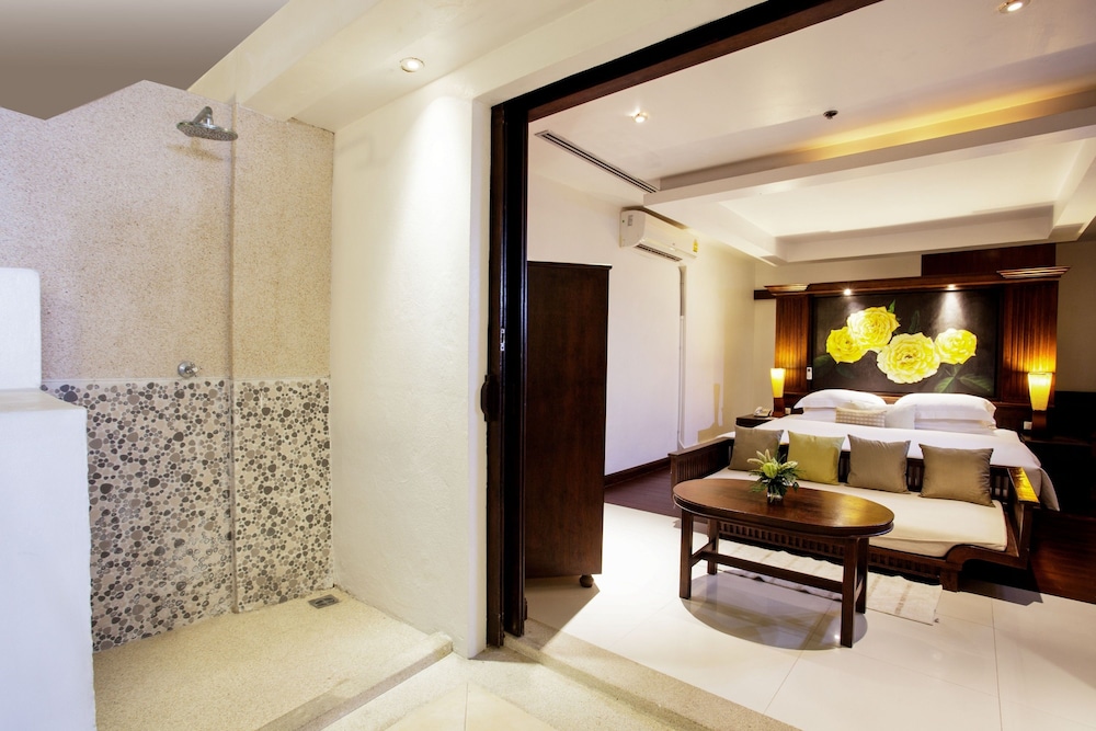 SAFARI BEACH HOTEL 19/48