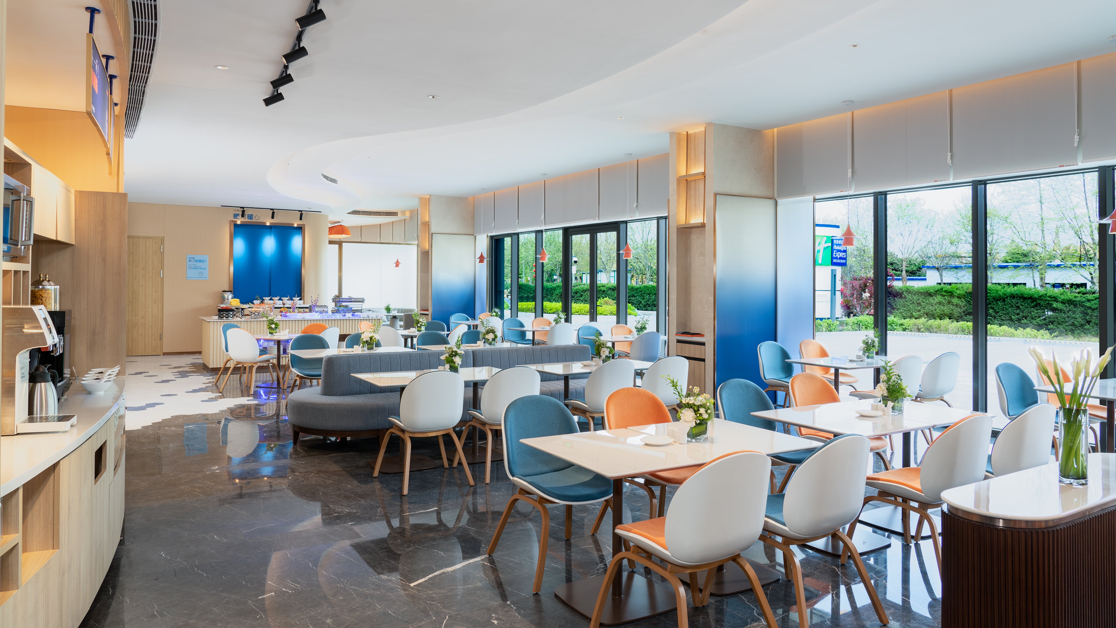 Holiday Inn Express Dalian Golden Pebble Beach 21/28