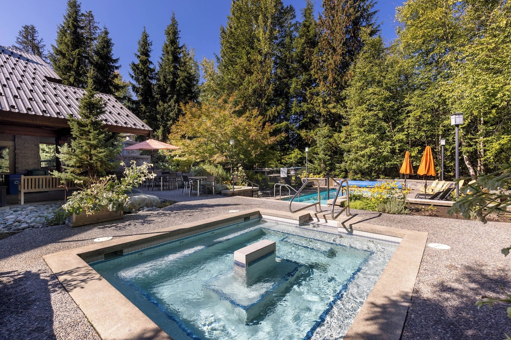 Horstman House By Whistler Premier 62/68