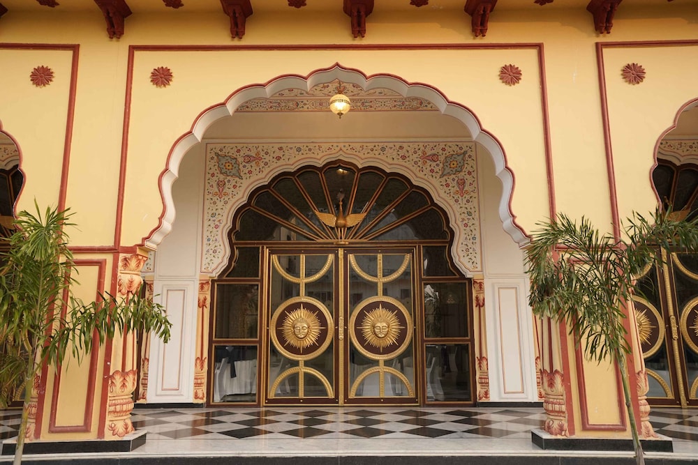 Umaid Haveli-A Heritage Style Hotel & Resort 8/66