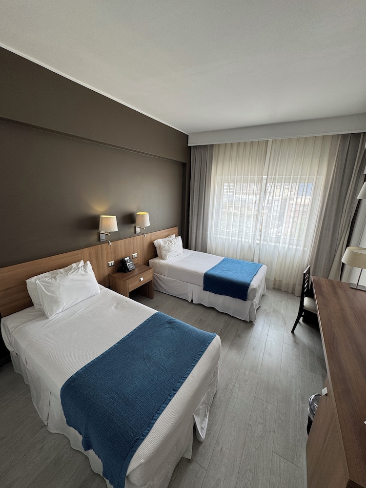 Room, Twin Beds, City View
