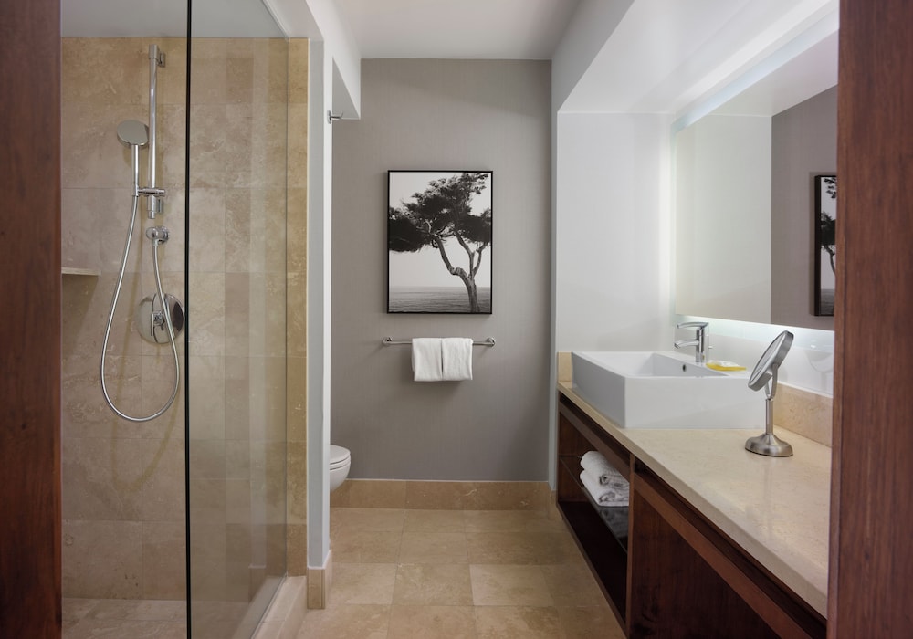 Hyatt Regency Monterey Hotel and Spa on Del Monte Golf Course 66/67