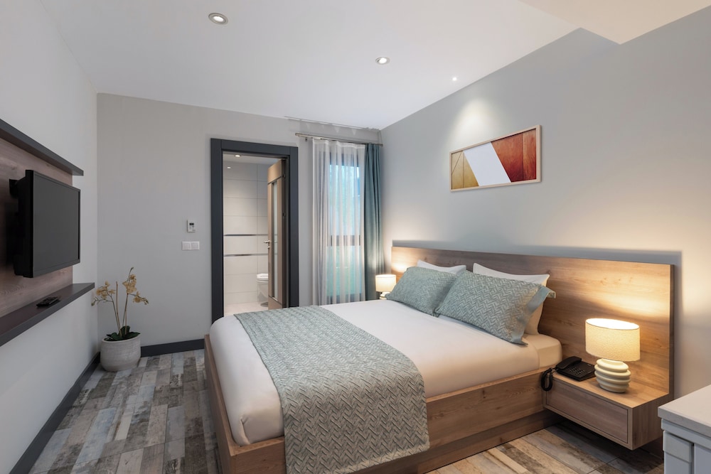 Acropol of Bodrum Beach Hotel 10/36