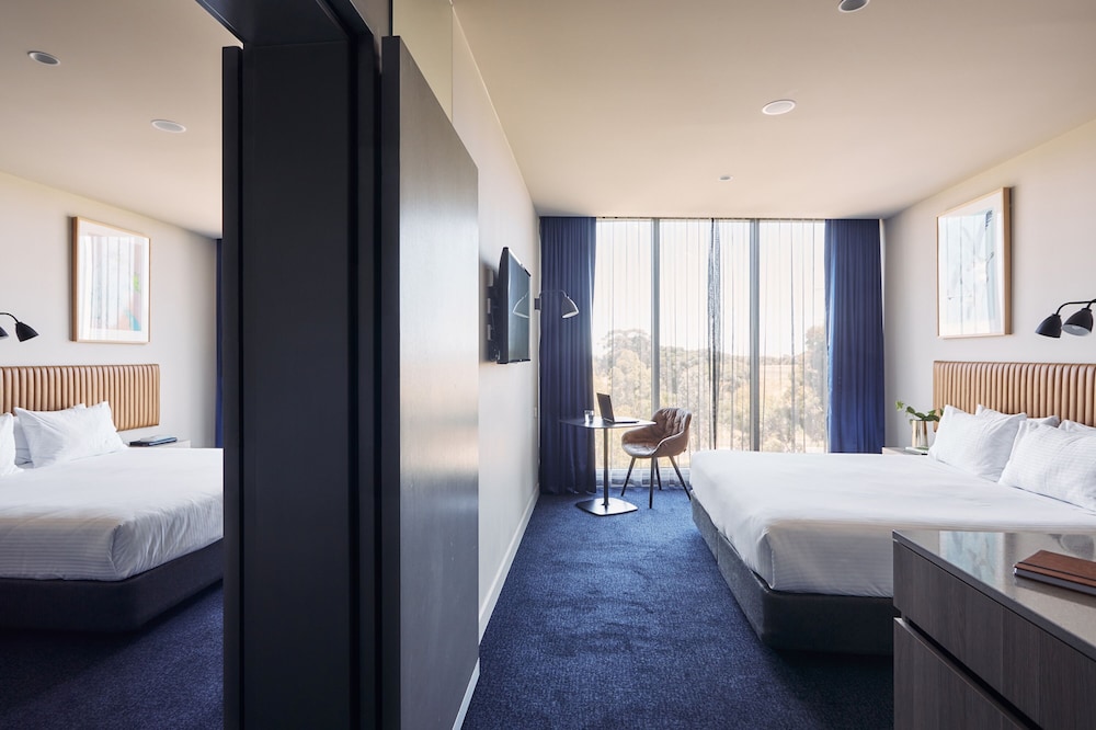 Mantra Melbourne Epping 20/58
