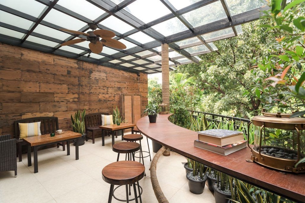 Treehouse Suites 41/50