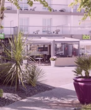 IBIS STYLES SAINT GILLES CROIX DE VIE 3/77