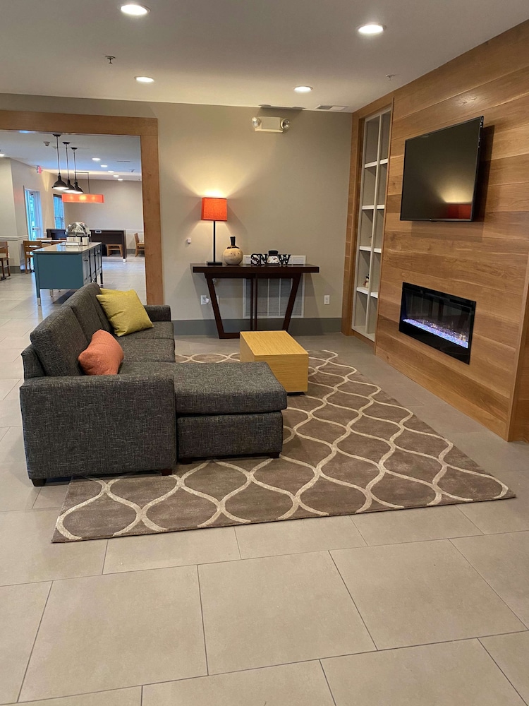 Country Inn Suites By Radisson Lehighton Jim Thorpe Pa 29/34