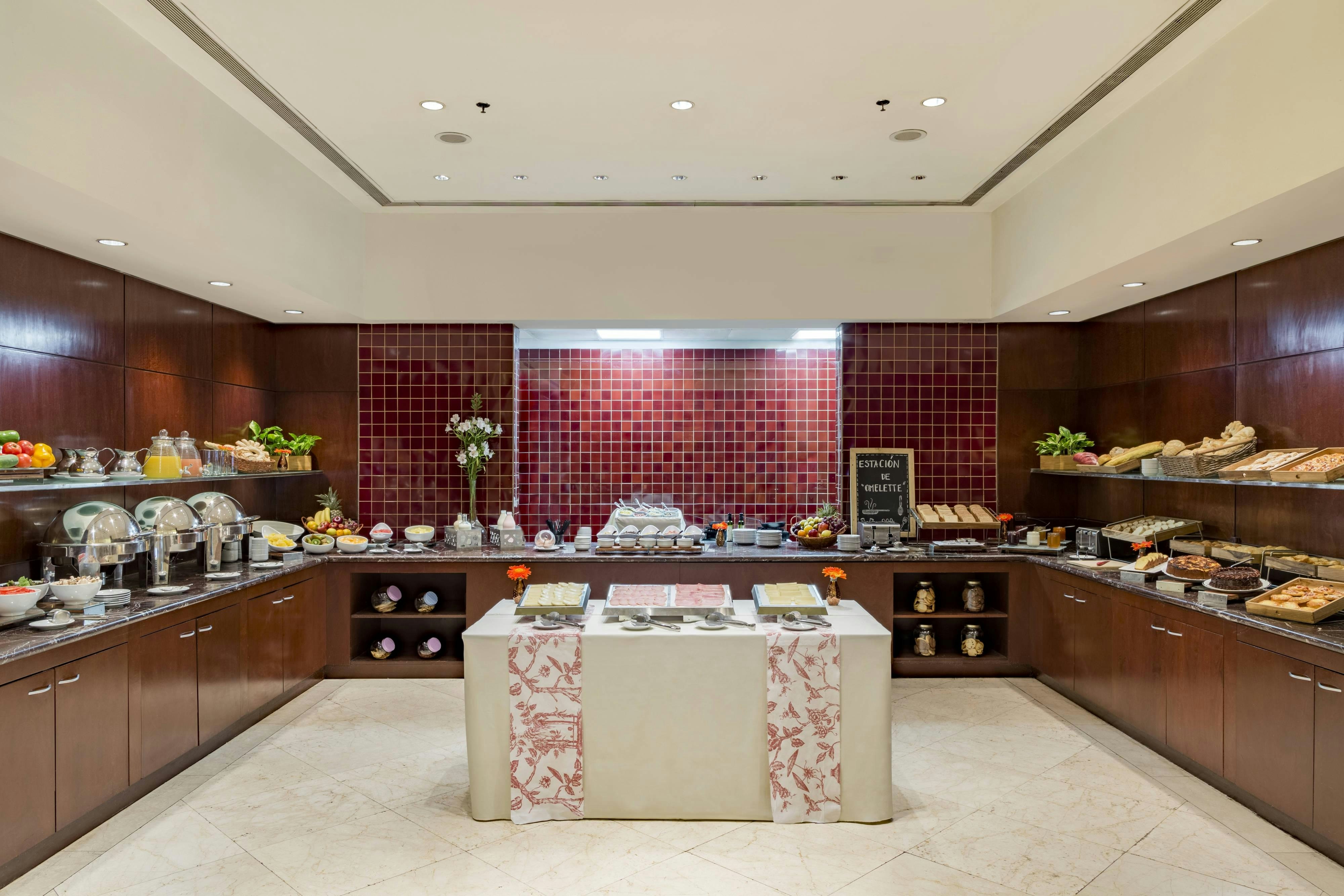 Sheraton Mendoza 12/48