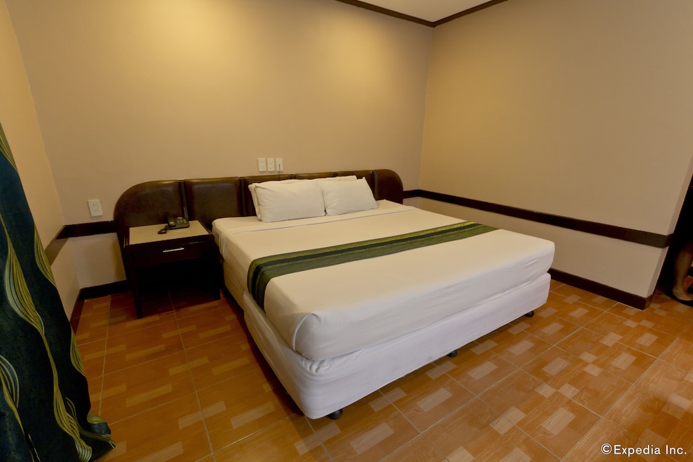 Holiday Spa Hotel 14/50