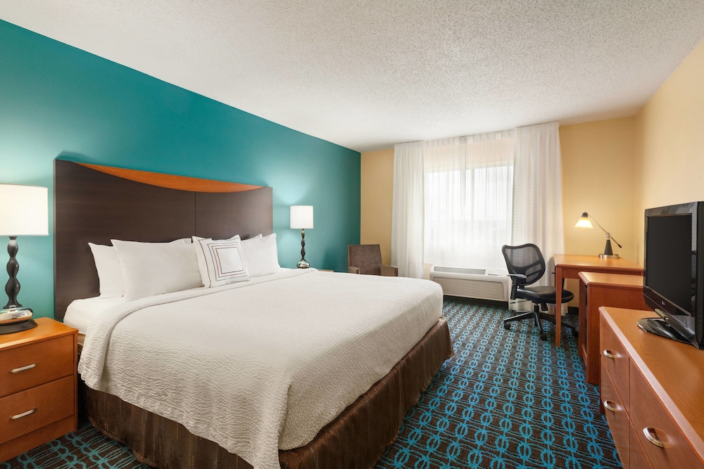 Fairfield Inn and Suites Omaha East/Council Bluffs IA 10/36