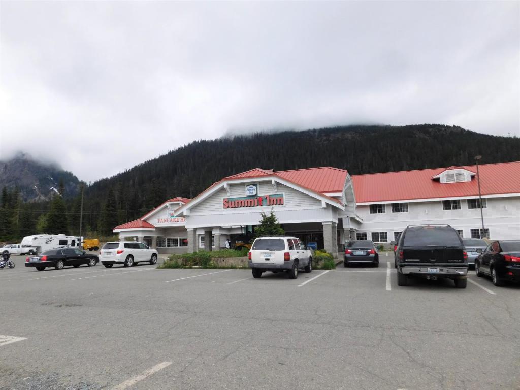 The Summit Inn (ex Howard Johnson Snoqualmie/Summit) 30/33