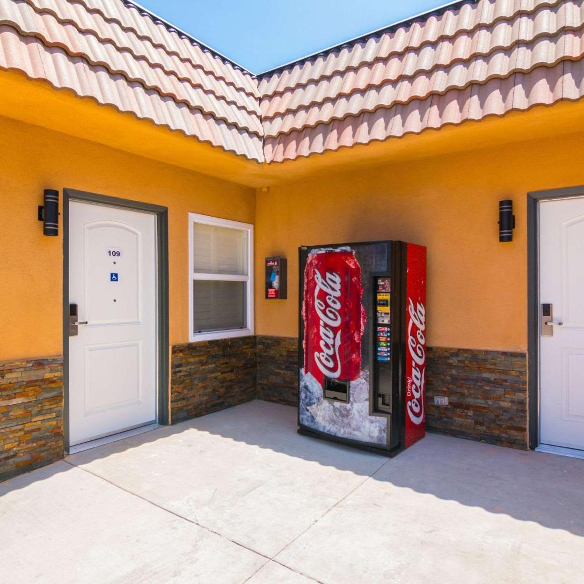 Rodeway Inn & Suites 14/19