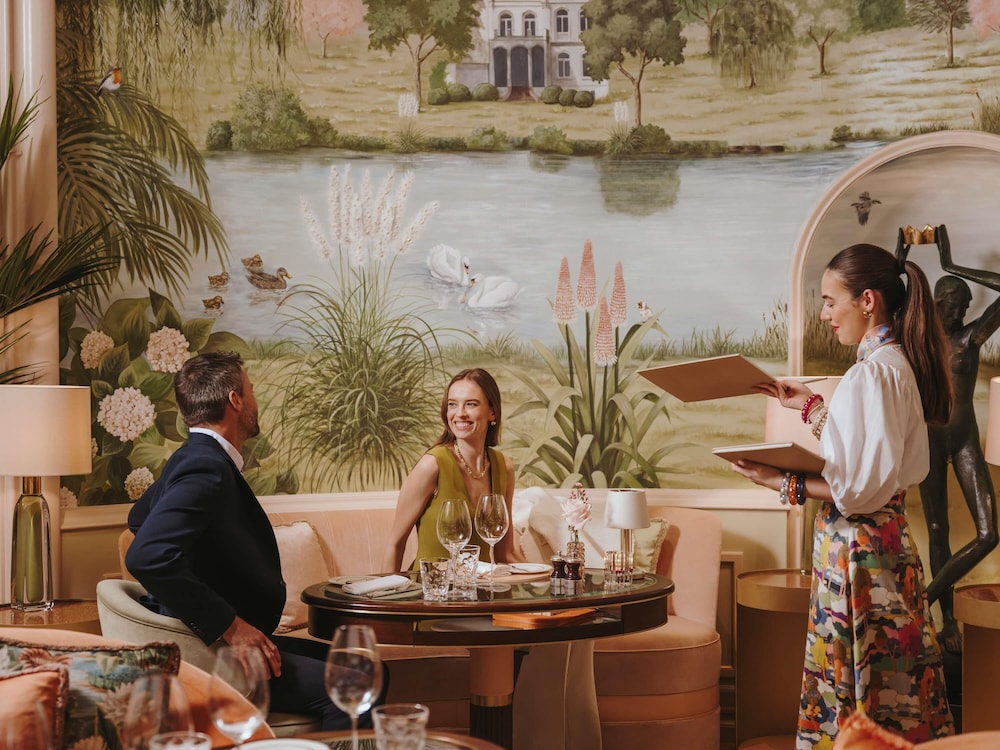 Fairmont Vier Jahreszeiten 8/75