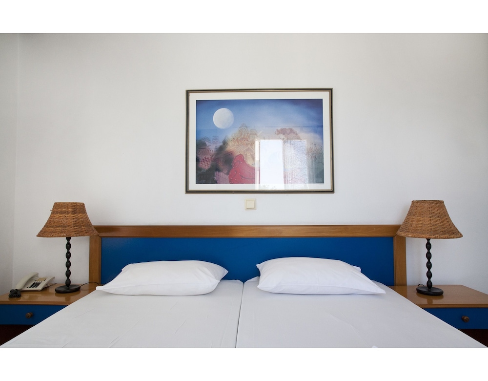 Smaragdi Hotel 25/56