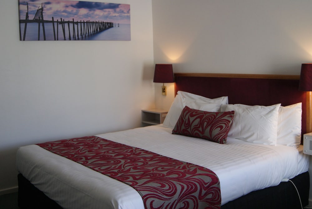 SureStay by Best Western The Clarence on Melville 16/29